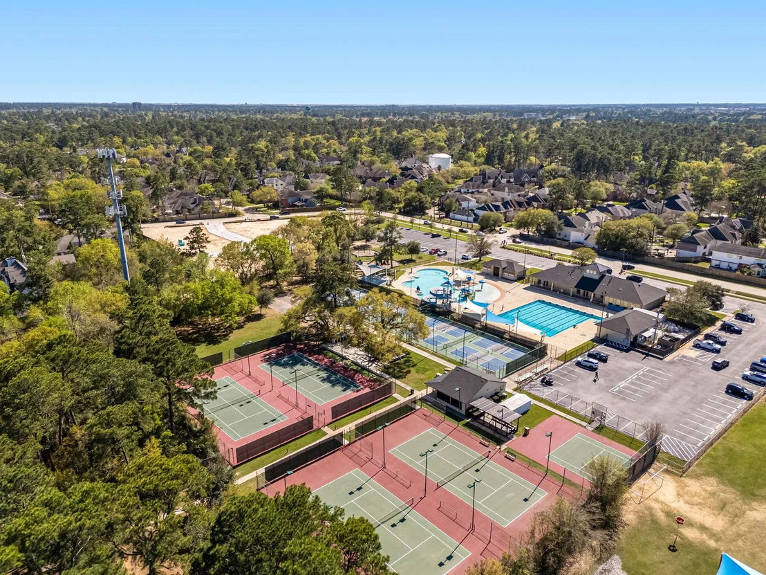 Photo of 8207 Colonial Oaks Lane