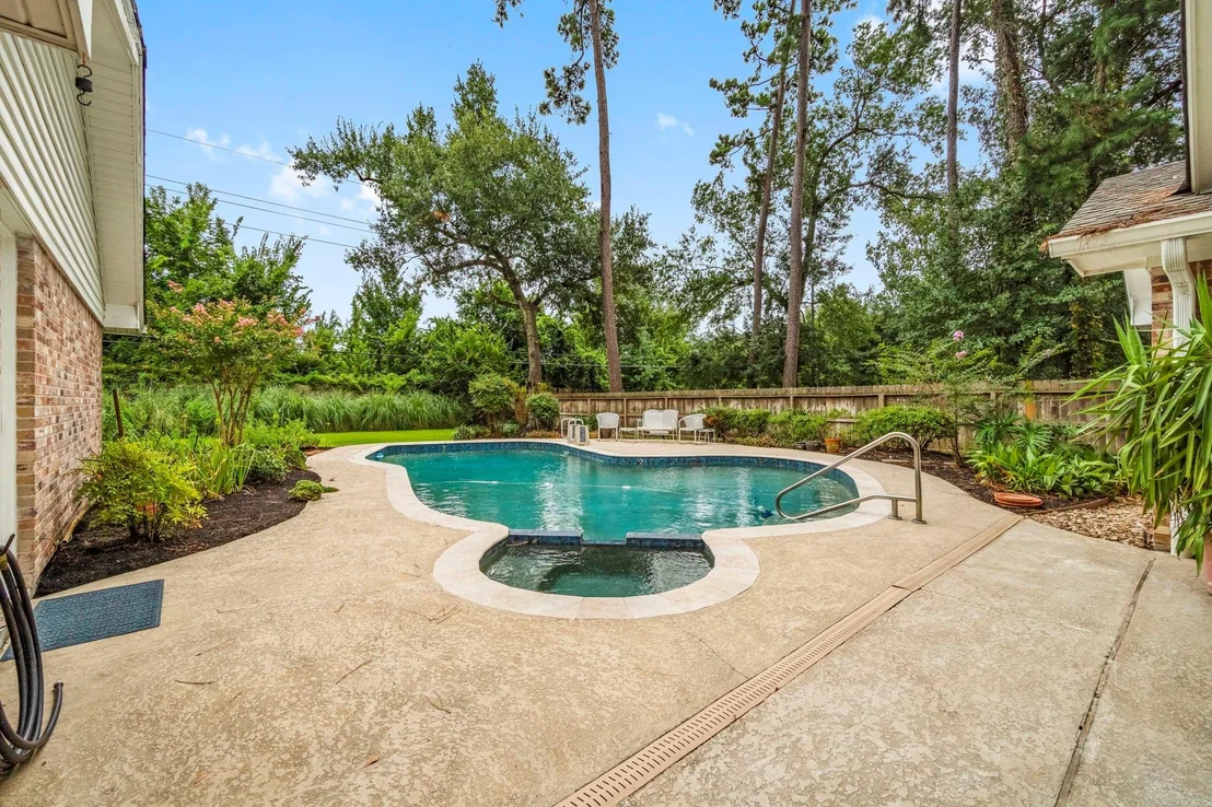 Photo of 26926 Maplewood Drive
