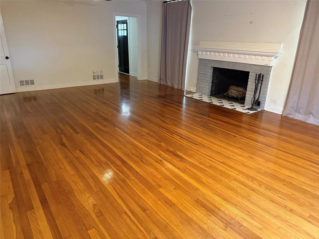 Photo of 707 S Mccarty Avenue
