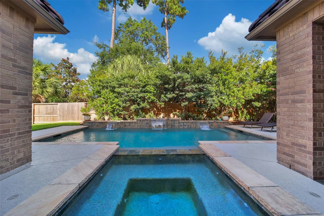 Photo of 15614 Lake Iris Drive
