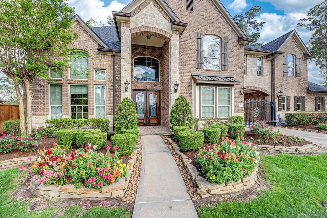 Photo of 13803 Oak Fair Bend