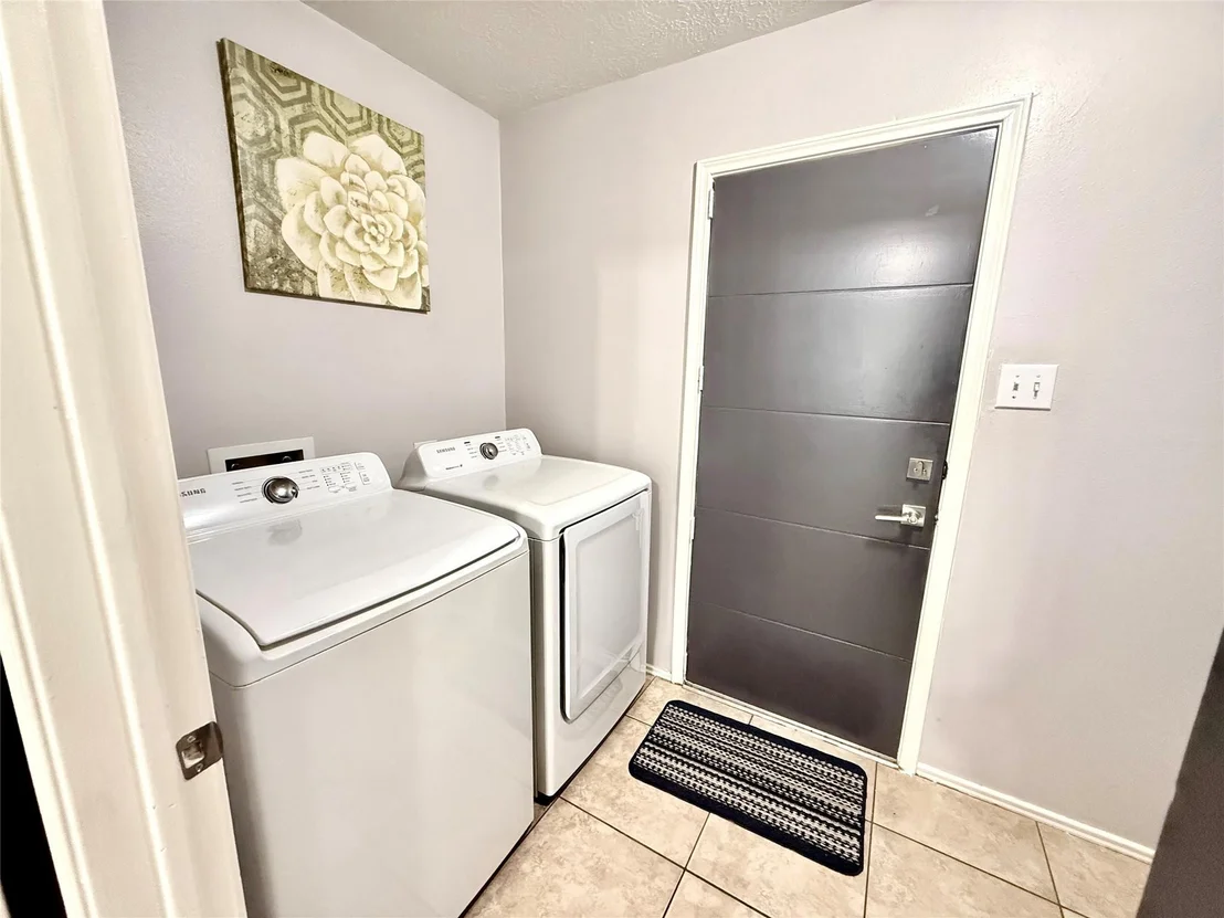 Photo of 3719 Nutwood Lane
