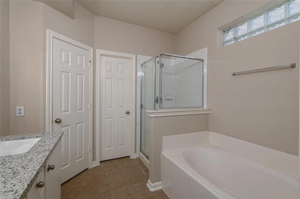 Photo of 815 Forest Bark Lane