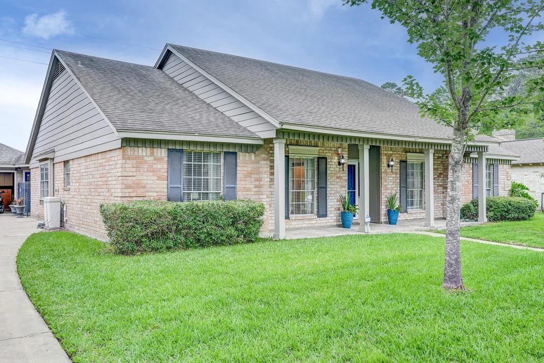 Photo of 12906 Advance Drive
