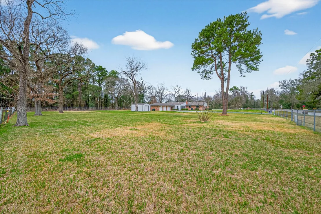 Photo of 4012 Theiss Road