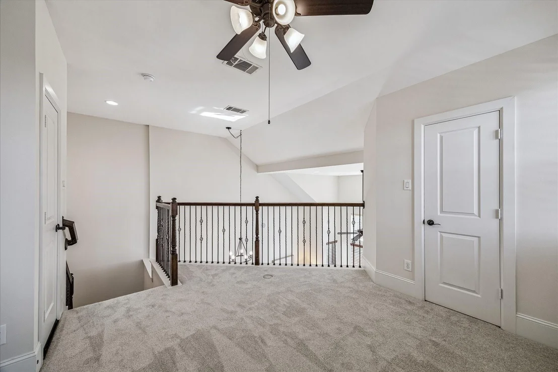 Photo of 734 Nicholson