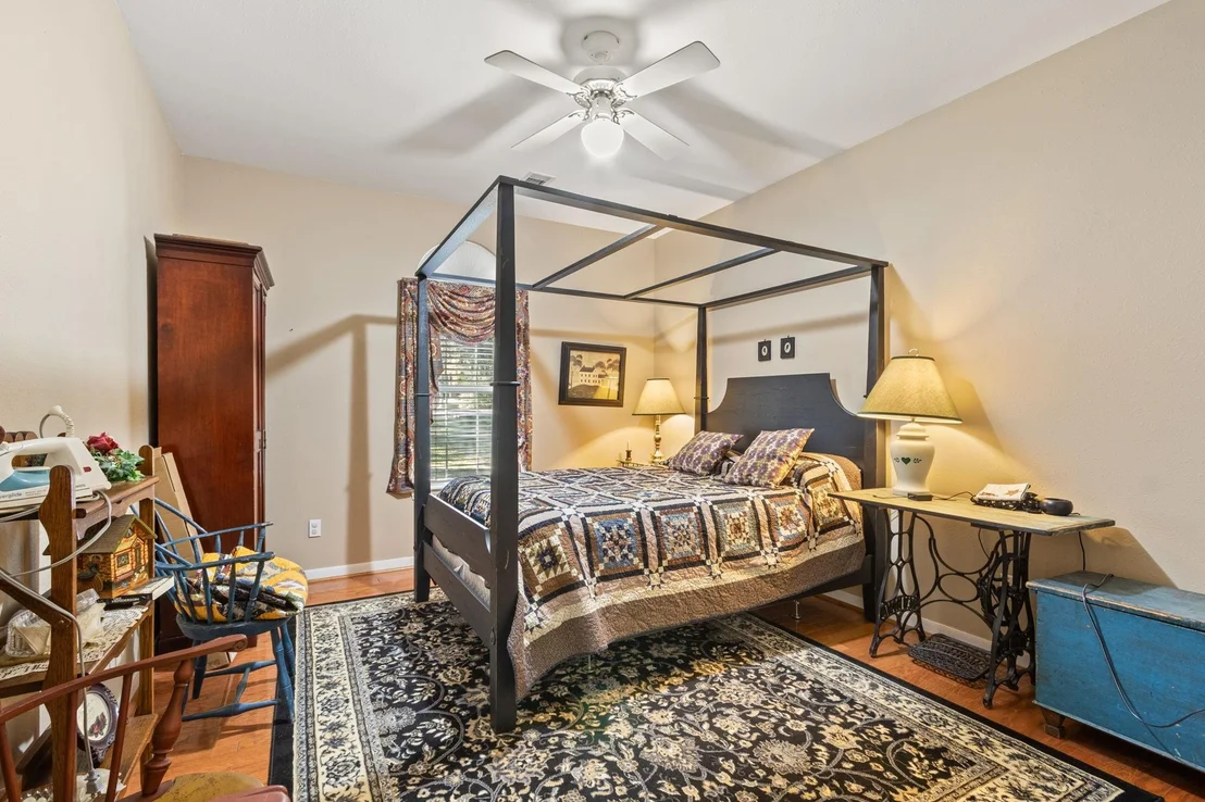 Photo of 30610 Quinn Road