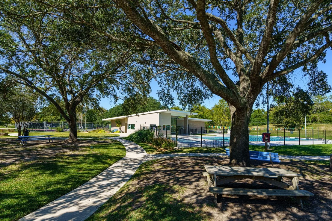Photo of 14119 Swallowfield Drive