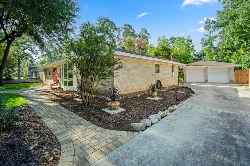 Photo of 214 Wickwood Drive