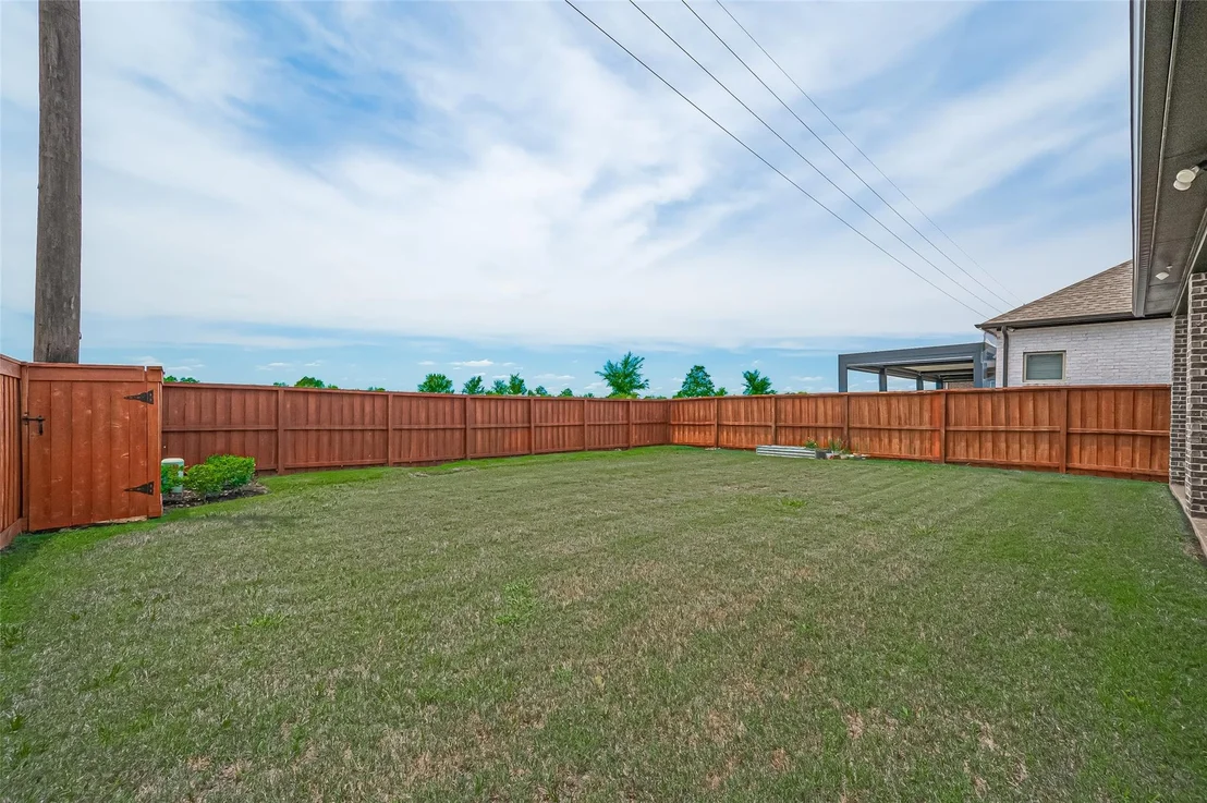 Photo of 13811 Via Toluca Trail