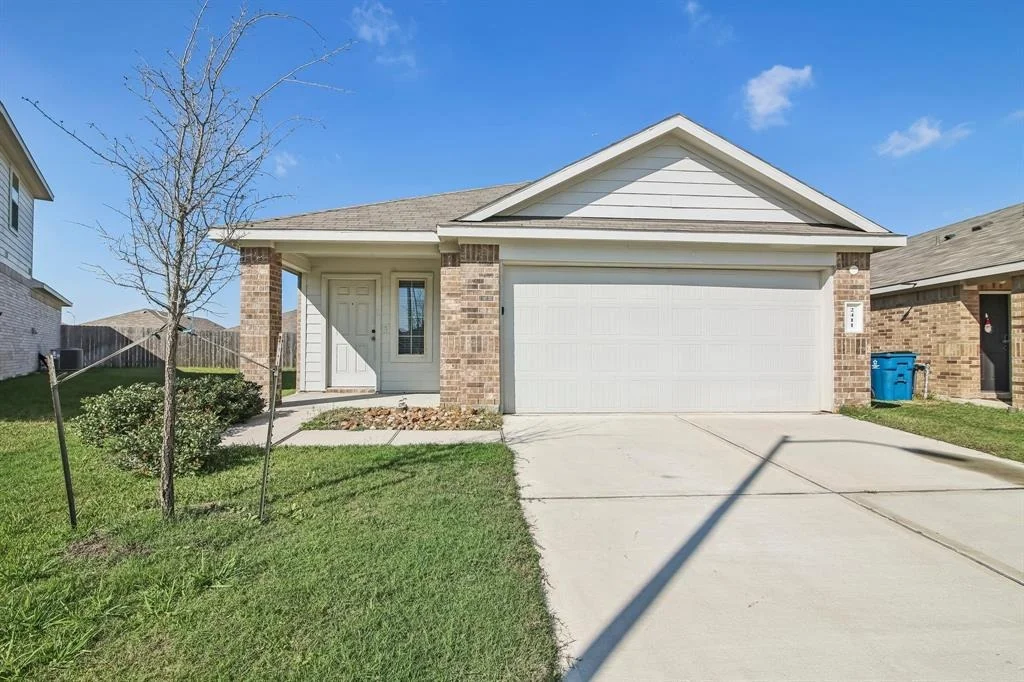 Photo of 2411 High Spruce Circle