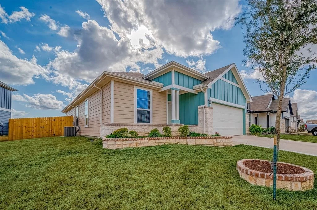Photo of 23807 Thistle Spud Lane