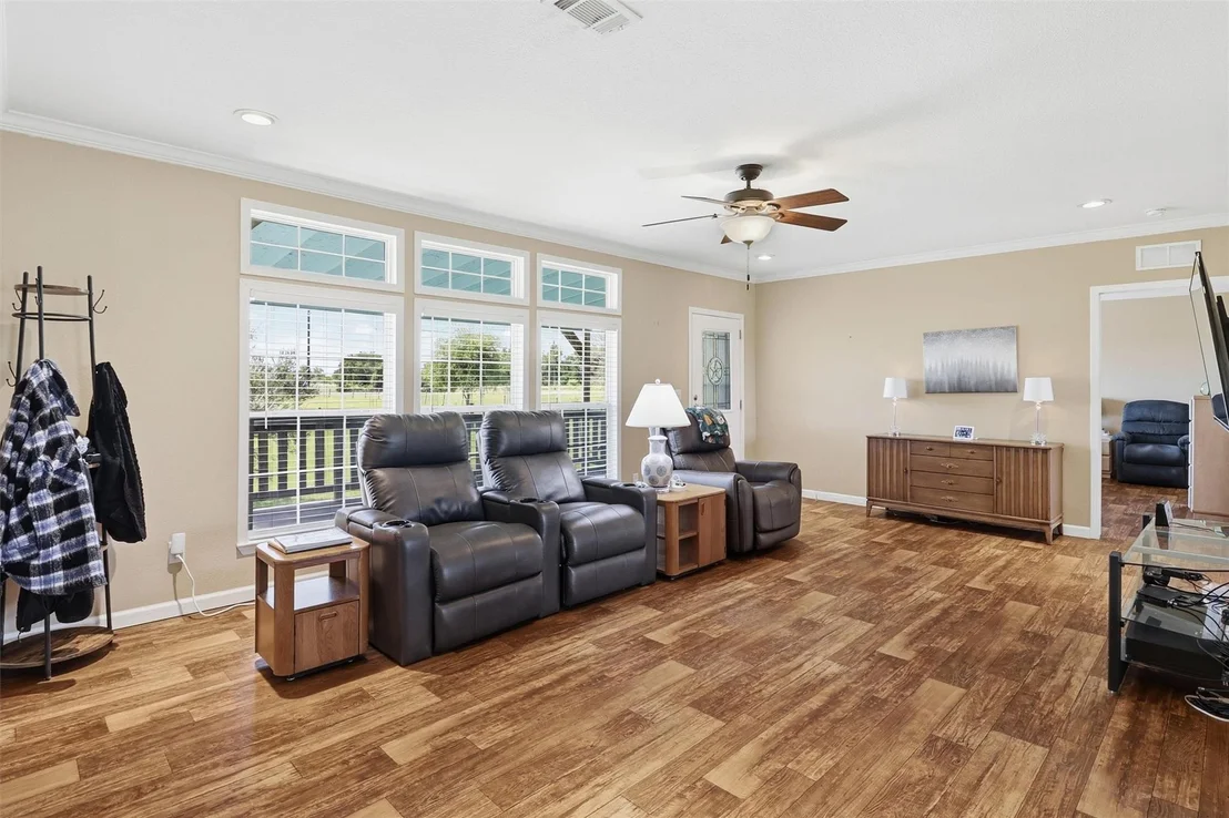 Photo of 32818 Rogers Road