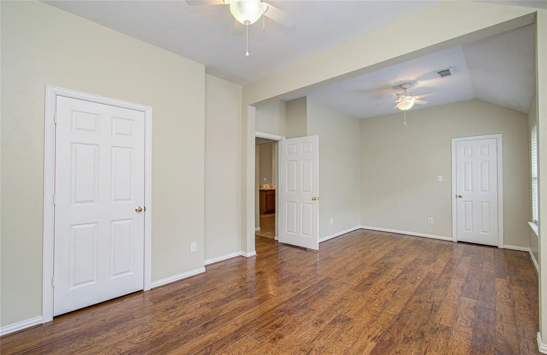 Photo of 18223 Heathridge Lane