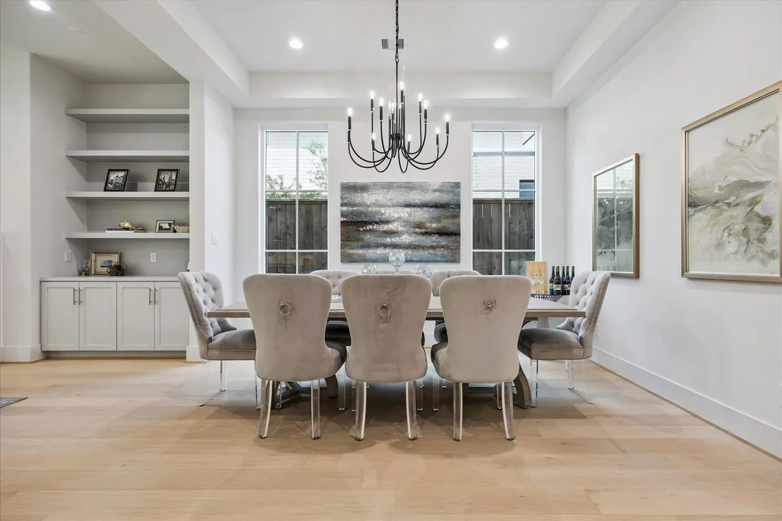 Photo of 1118 Jackson Boulevard