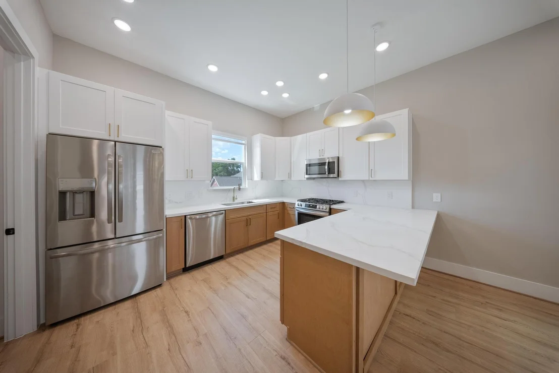 Photo of Unit E at 4013 Griggs Road
