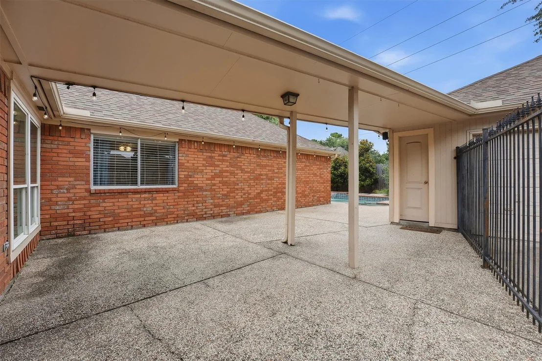 Photo of 15718 Echo Lodge Drive