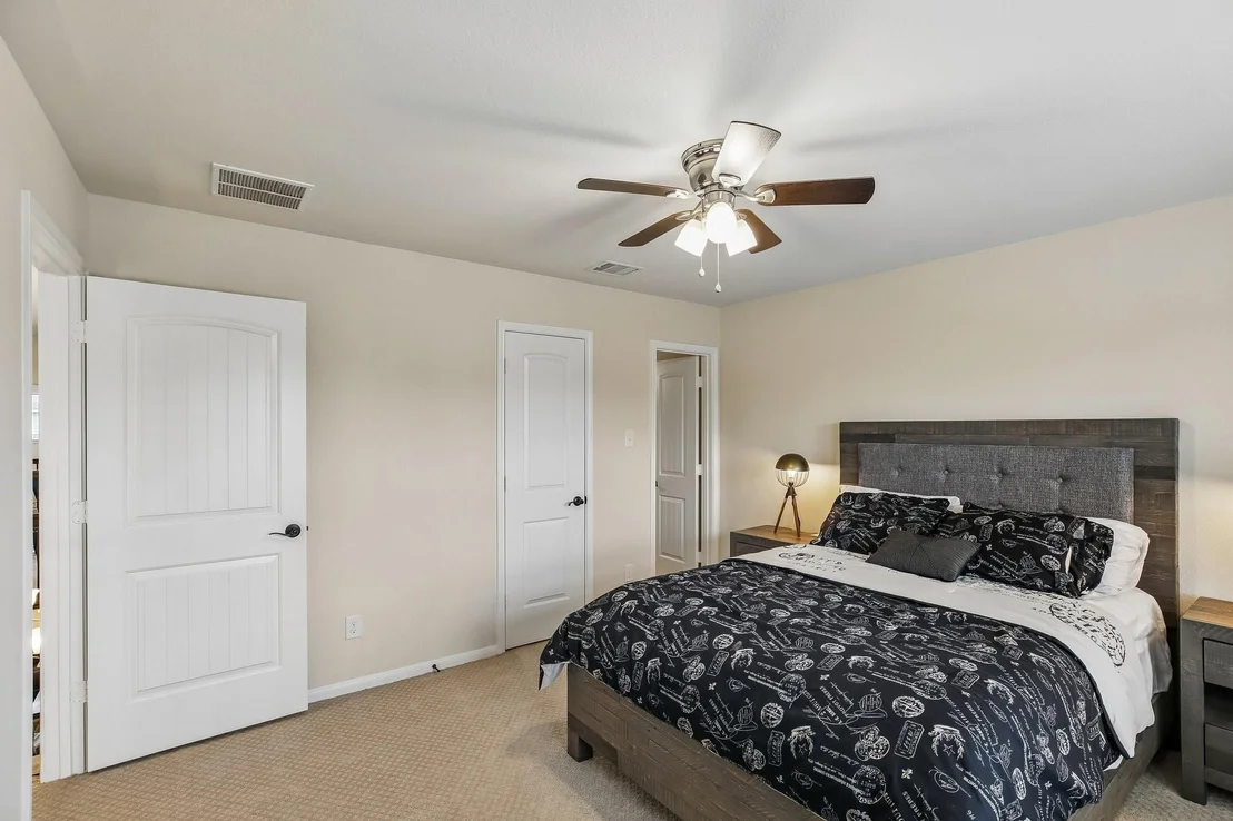 Photo of 4220 Walnut Bend Drive