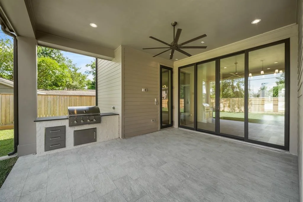 Photo of 1222 Glourie Drive