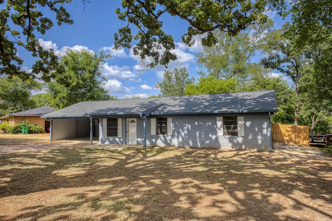 Photo of 130 Hillcrest Drive