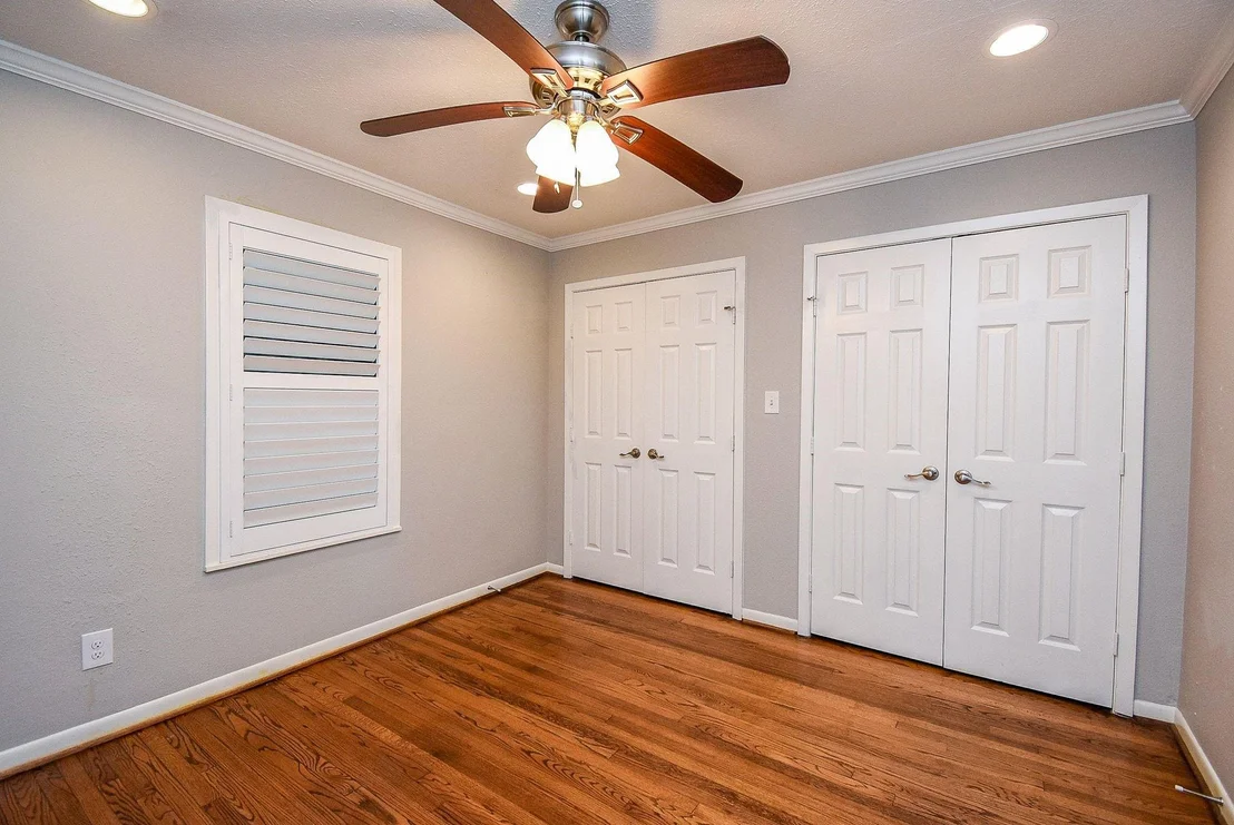 Photo of 1631 Chantilly Lane