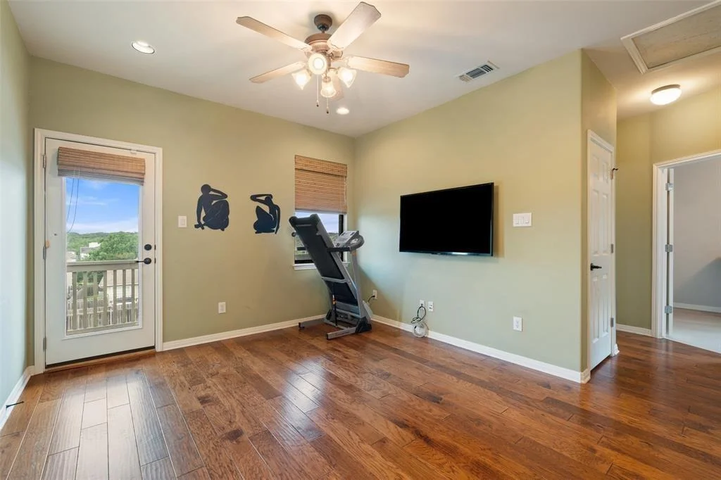 Photo of 6006 Seville Drive