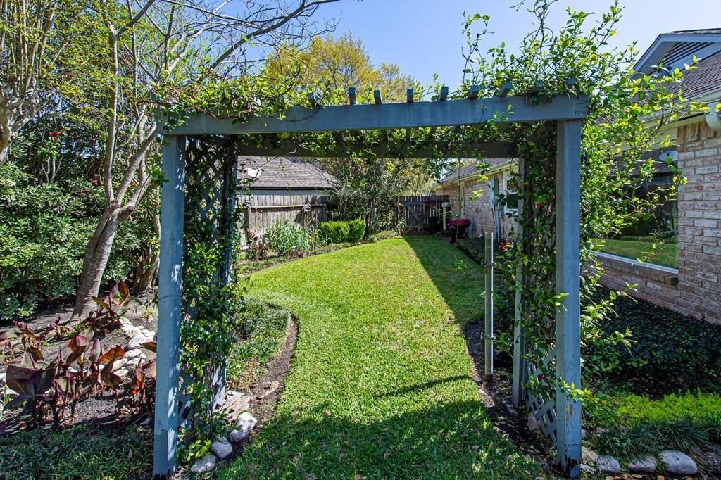 Photo of 15418 El Padre Drive