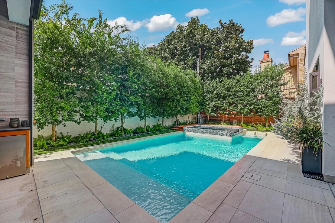 Photo of 2608 Barbara Lane