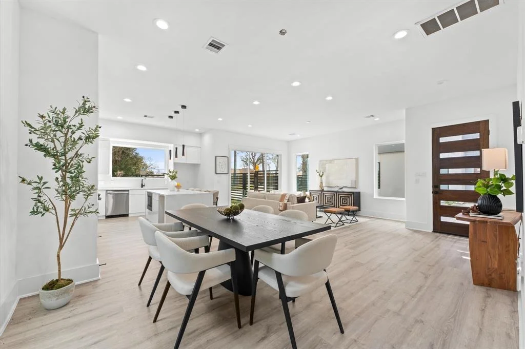 Photo of 1847 Wycliffe Drive