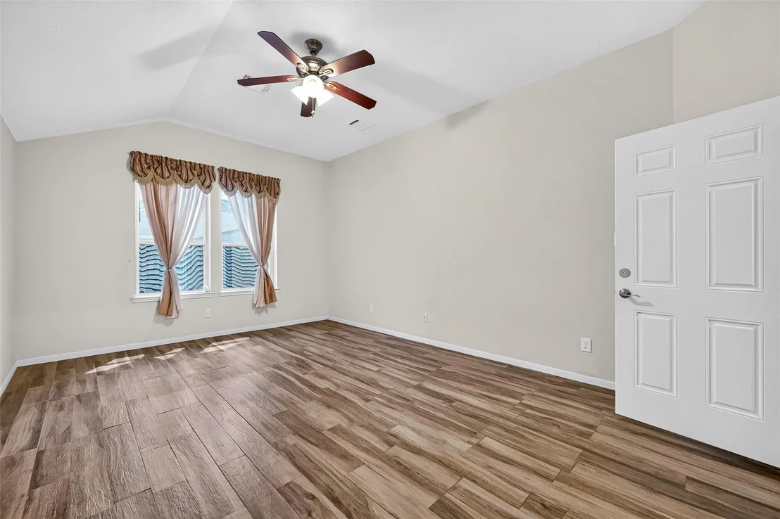 Photo of 15734 Bannowsky Lane