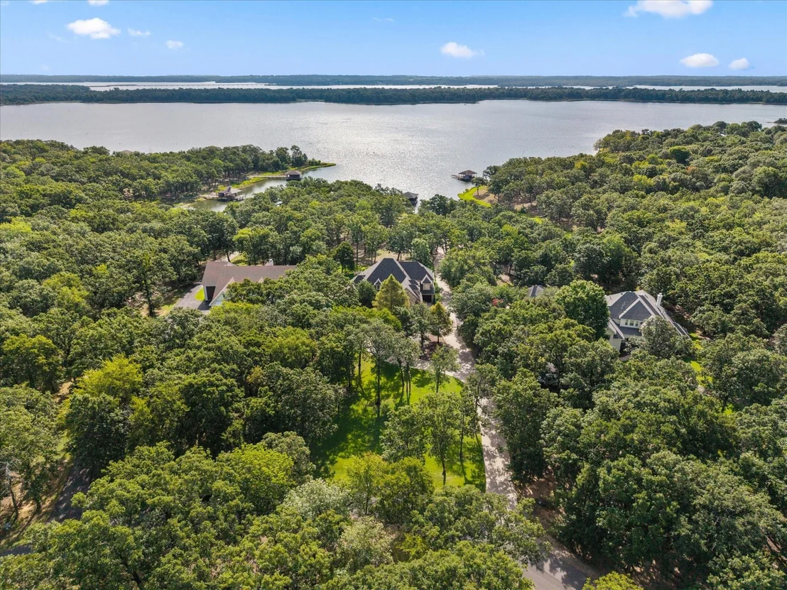 Photo of 940 Private Road 5980