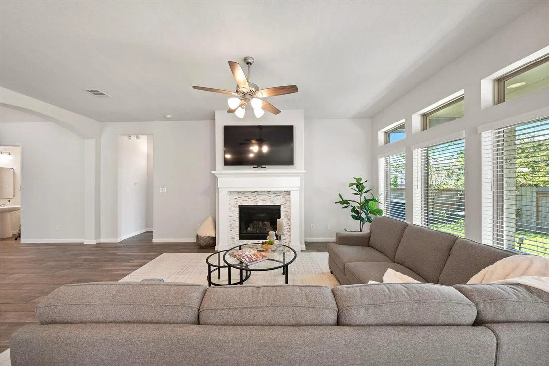 Photo of 405 Elevation Avenue