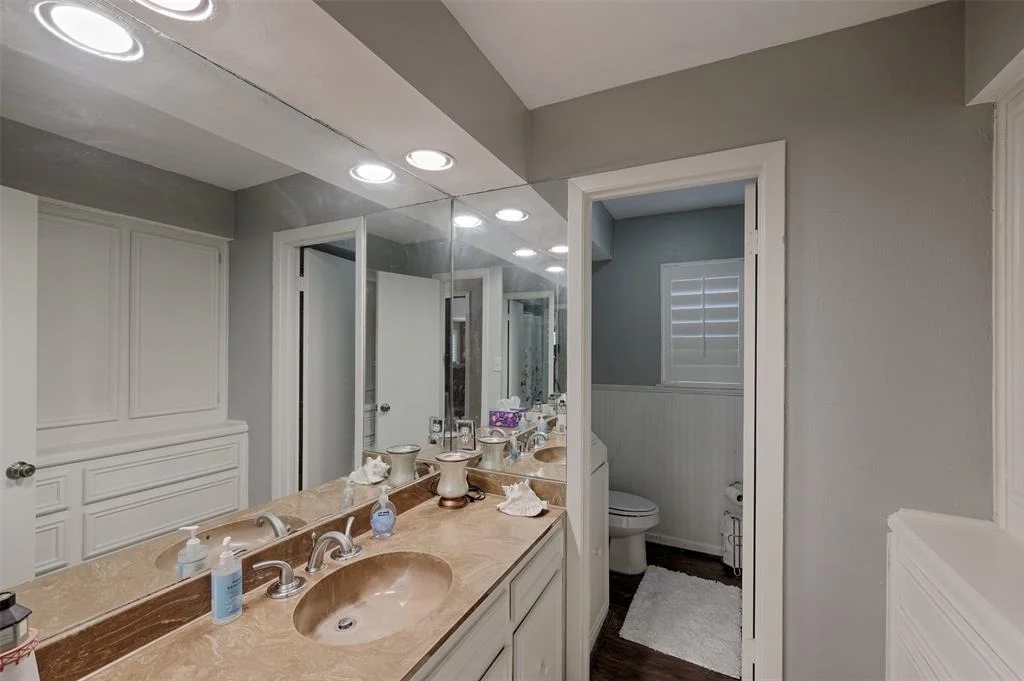 Photo of 900 Manchester Drive