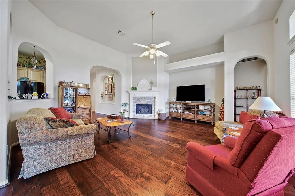 Photo of 5831 Pinelake Crossing Drive