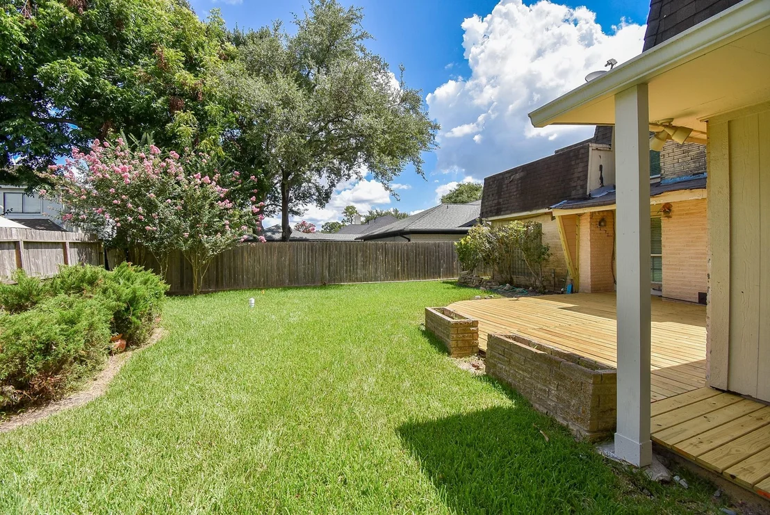 Photo of 426 Longview Drive