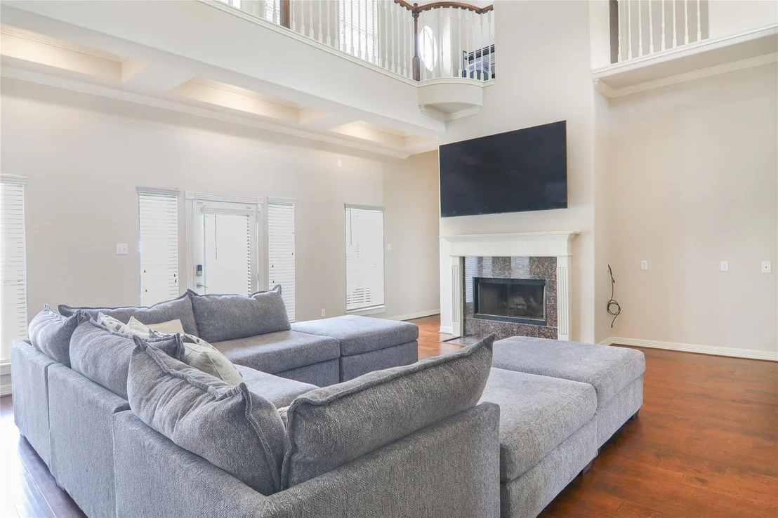 Photo of 19602 Riverwalk Drive