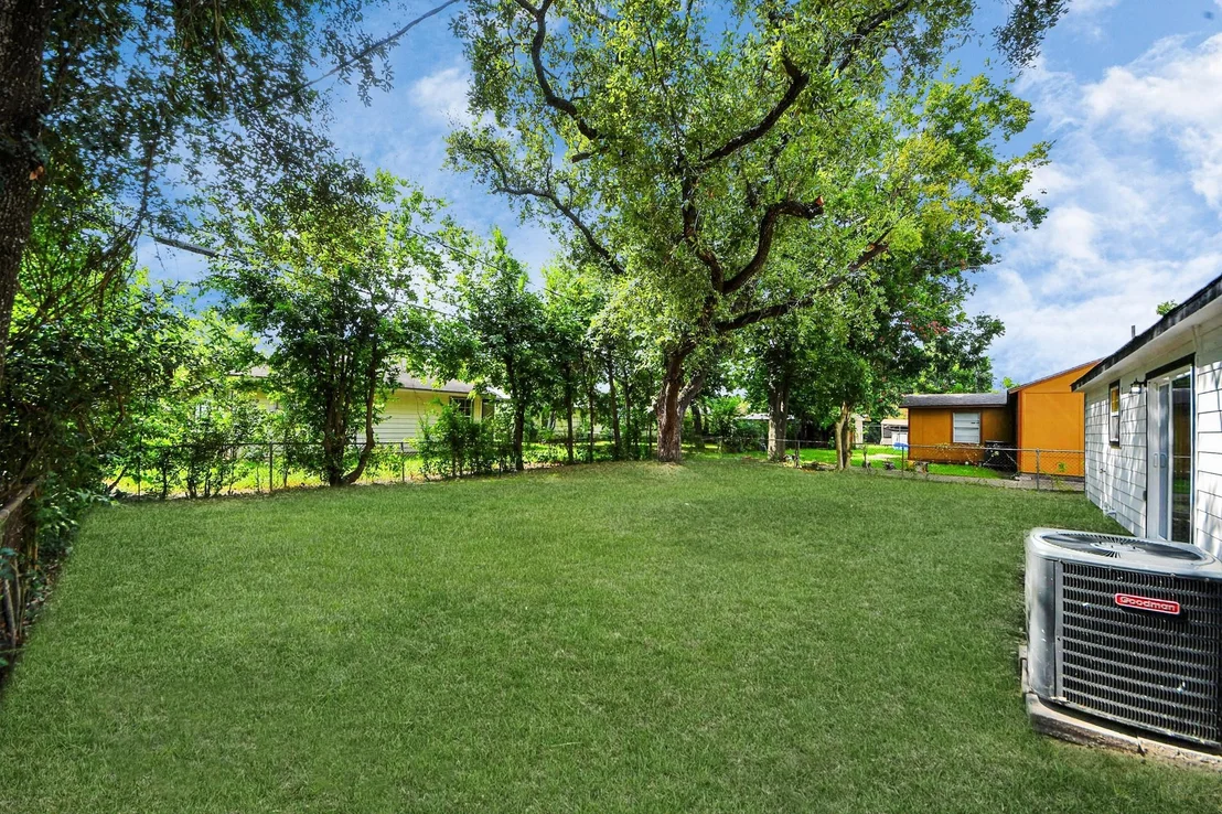 Photo of 10118 Cathedral Drive