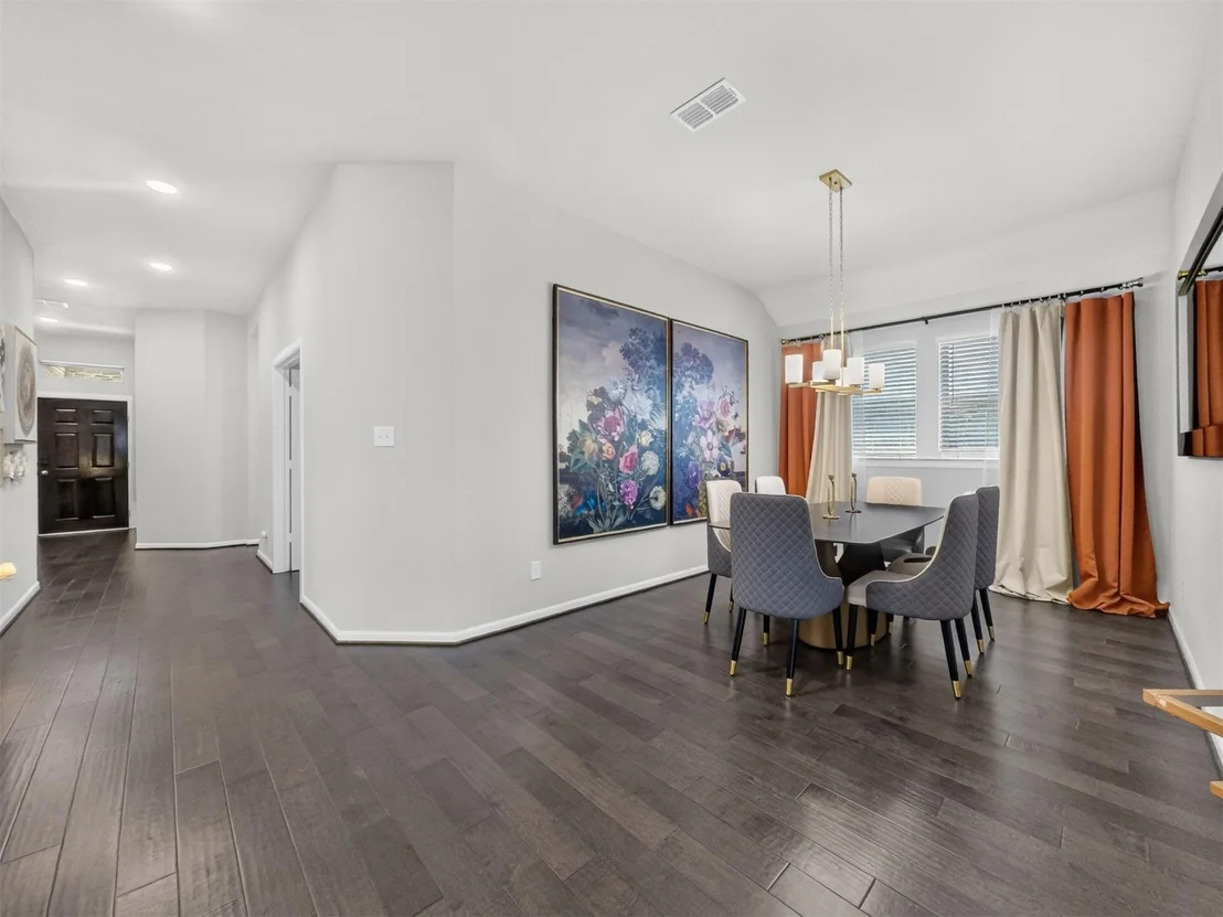 Photo of 4926 Morrison Drive