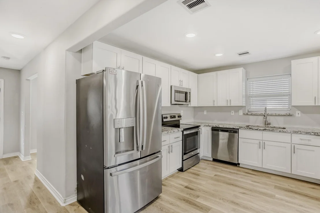 Photo of 28943 Enchanted Drive