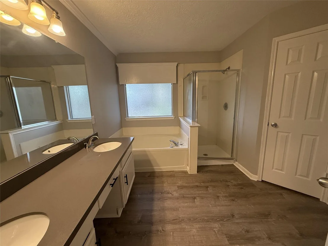 Photo of 3735 Landon Park Drive