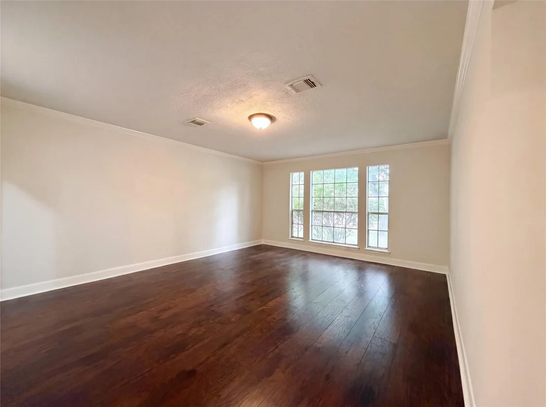 Photo of 6902 Fawncliff Drive