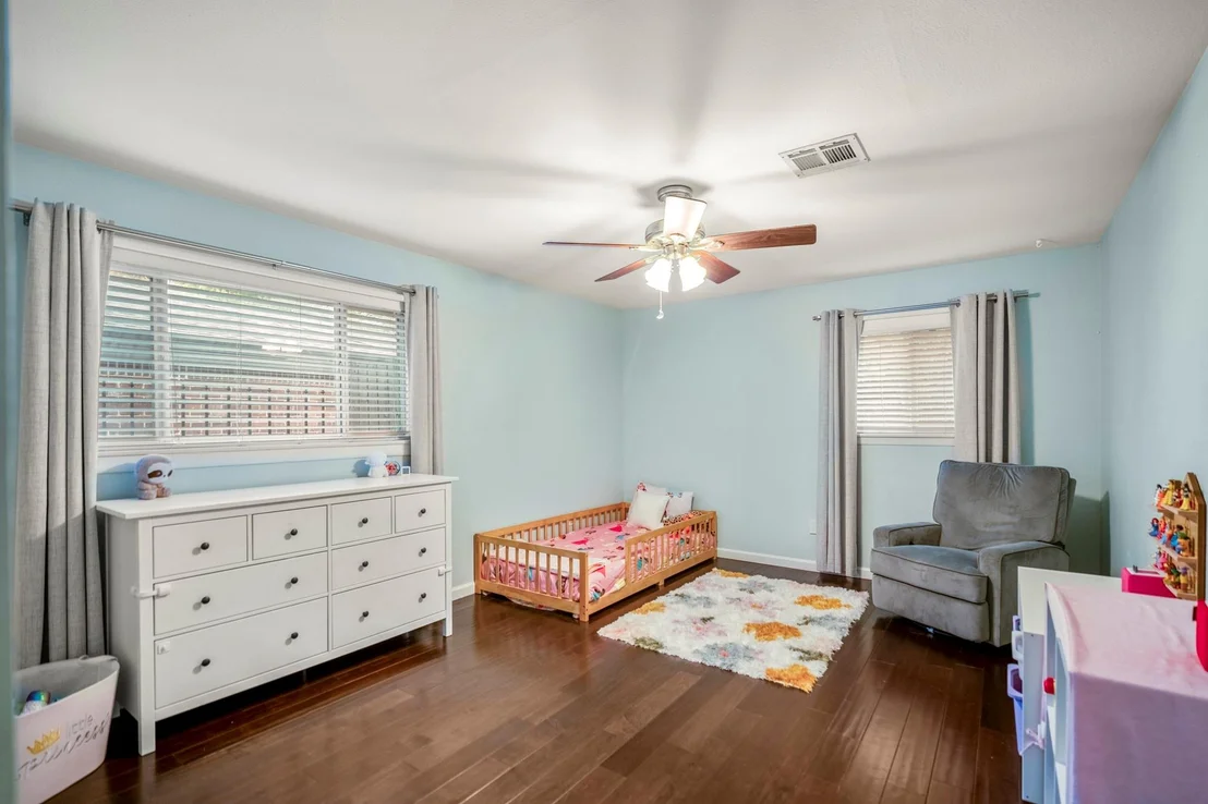 Photo of 4717 Benning Drive