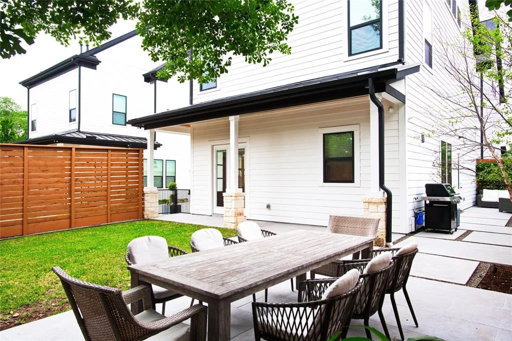 Photo of 1319 Wycliffe Drive