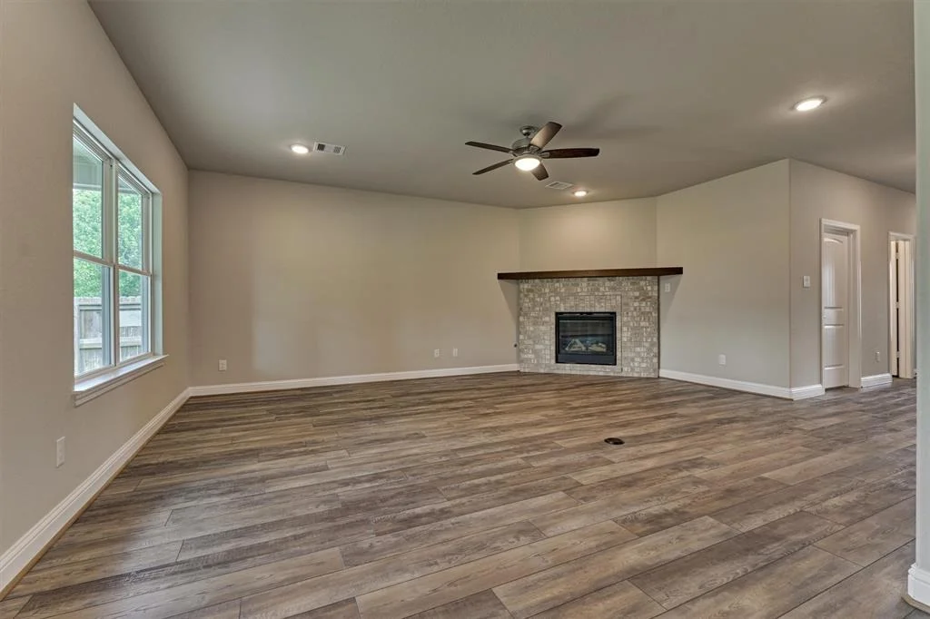 Photo of 10477 Valley Drive N
