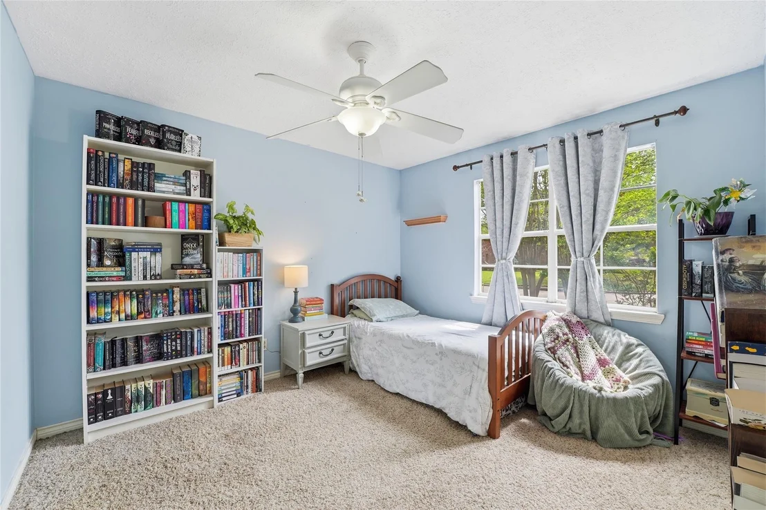Photo of 22338 Wetherburn Lane