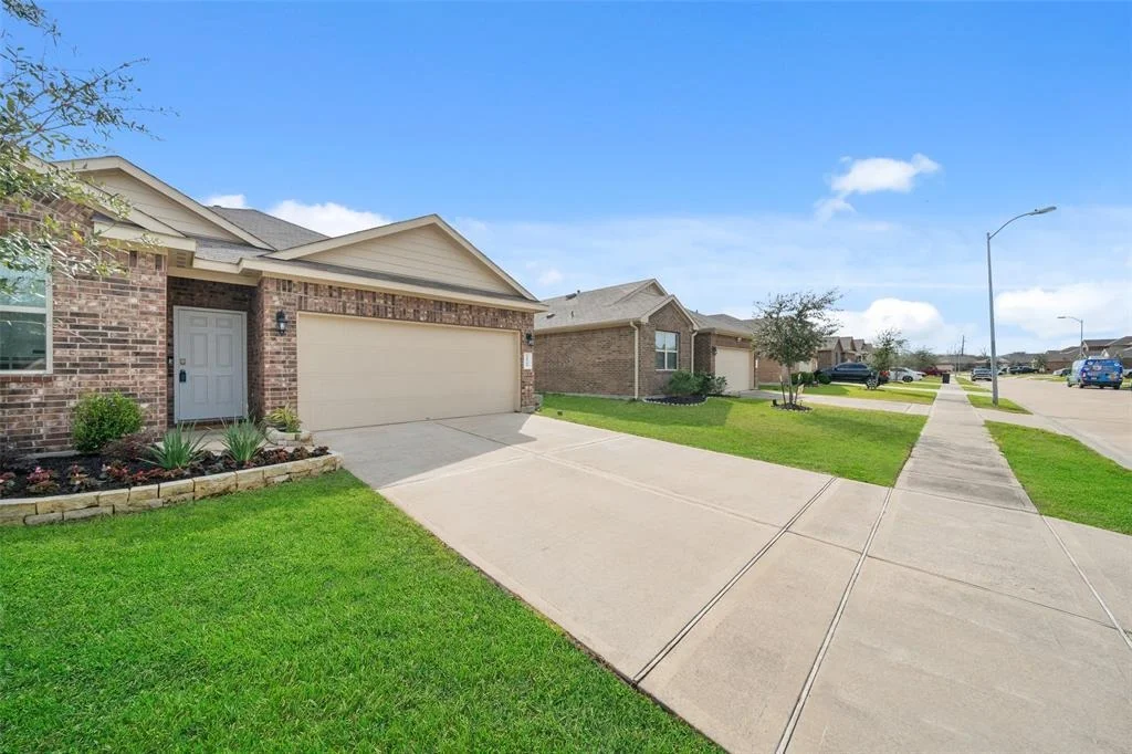 Photo of 20915 Azelea Field Street