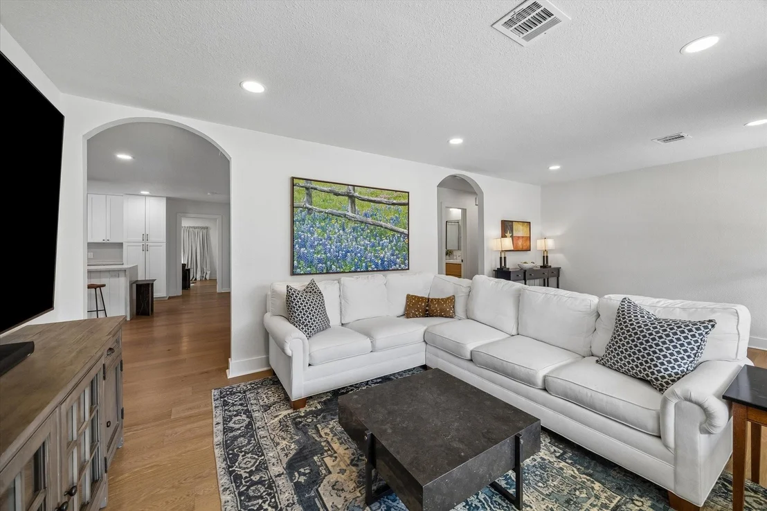 Photo of 2018 Libbey Drive