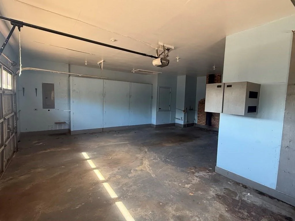 Photo of 1229 E State Highway 63