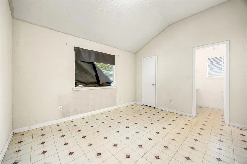 Photo of 18627 Spinney Lane Drive