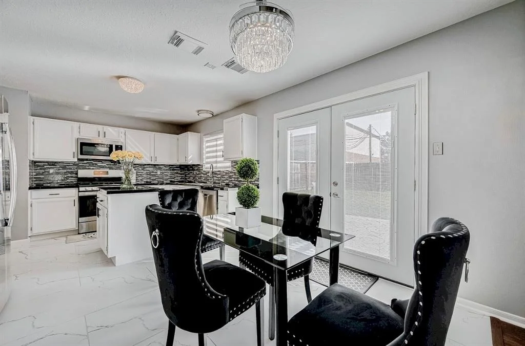 Photo of 16107 Lakestone Drive